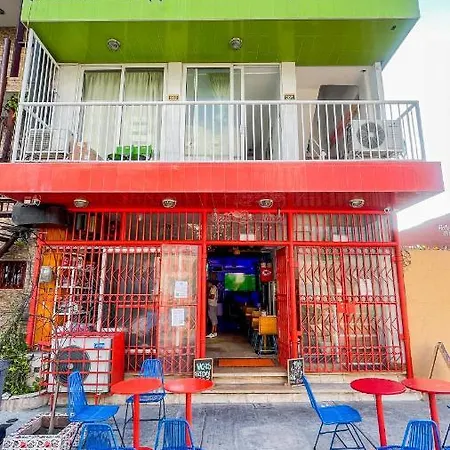 King's 302 Cartagena