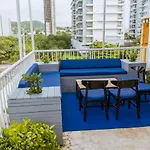 King\'S Apartments 302